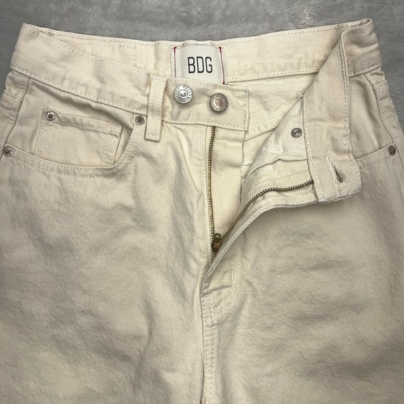 BDG High Rise Baggy Cream Denim Jeans Women's Size 26 - Picture 2 of 10